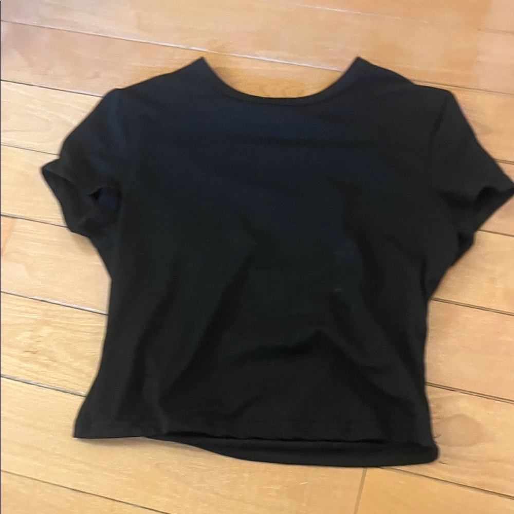 SHEIN Black Short Sleeve Tee
